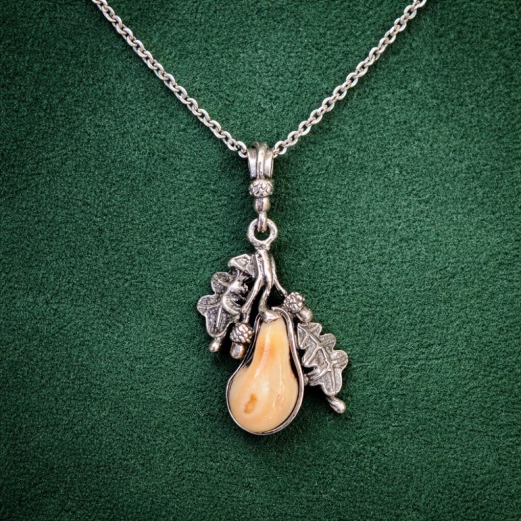 Srebrny naszyjnik dla Diany