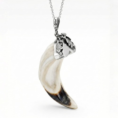 Hunting necklace with boar tusk and oak ornament