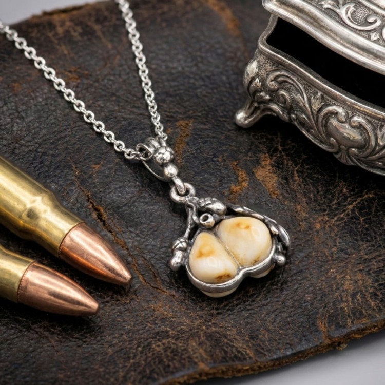 naszyjnik z grandlami łani