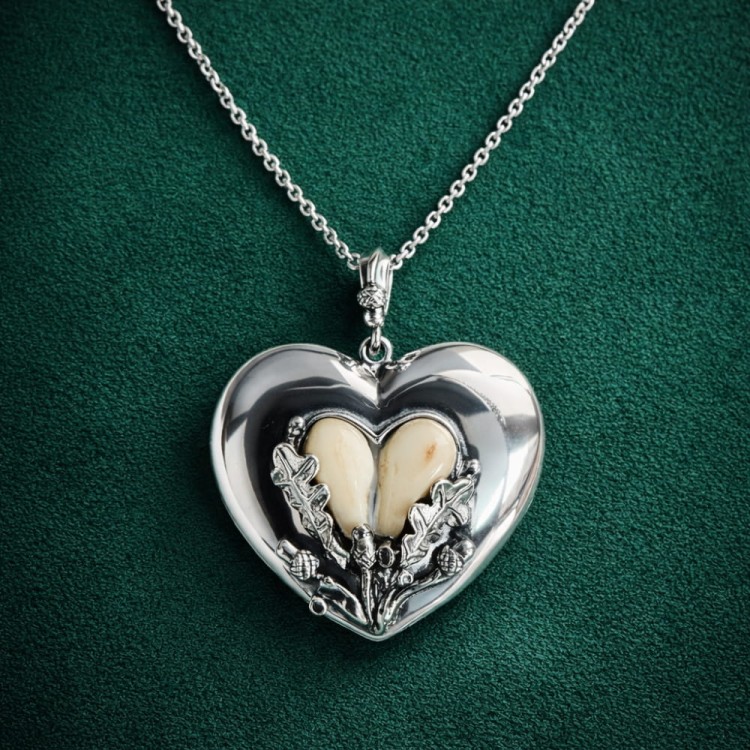 naszyjnik myśliwski ze srebra