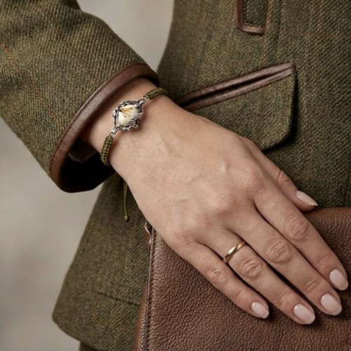 Handcrafted hunting bracelet with natural deer grandles