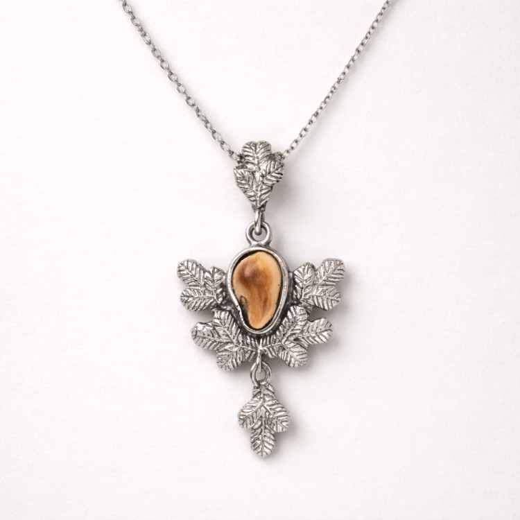 Wild Nature hunting necklace with hind tooth and silver spruce branches – FOREST TROPHY hunting jewelry