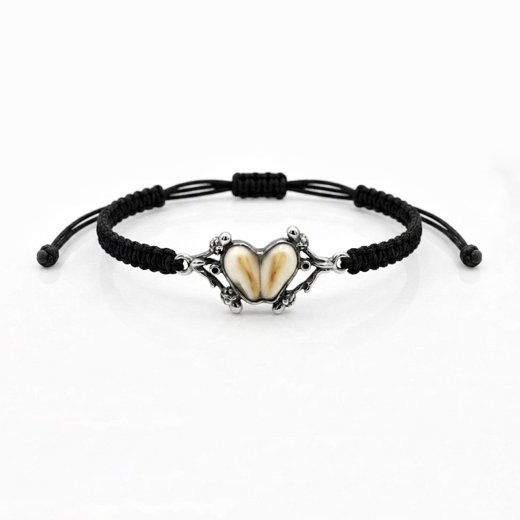 handmade hunting bracelet in 925 silver with acorn detail