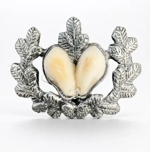 Sterling silver hunting pin with natural hind deer grandles and oak leaf motifi