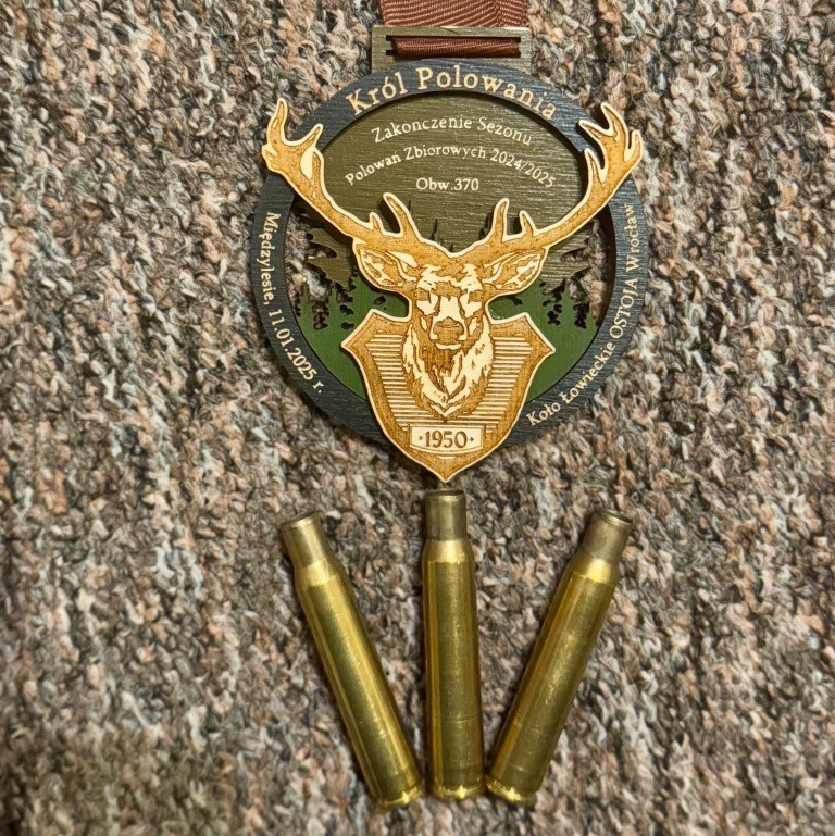 King of Hunt Piotr Blonski